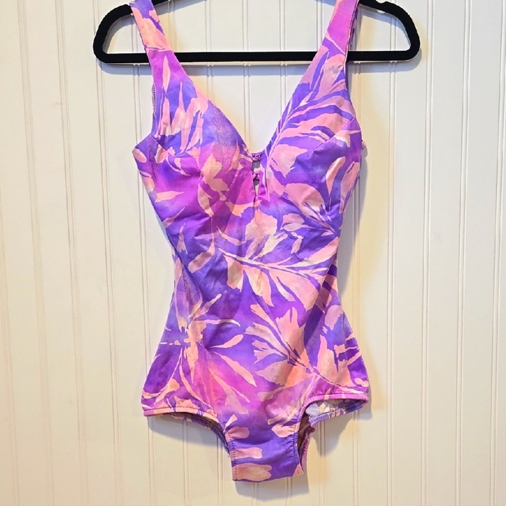 🌺 Maxine of Hollywood Purple and Pink Floral One-Piece Swimsuit